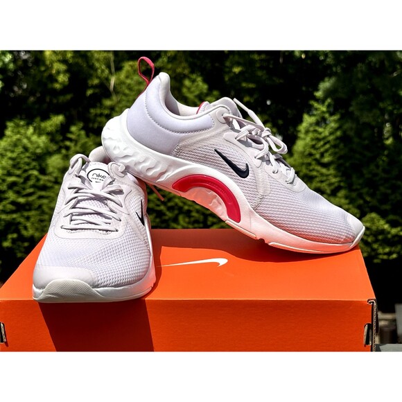 NEW Nike Renew In-Season TR 11 (White / Pink) Casual Sneaker - Size 9 US - Picture 1 of 8